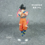 Figura Goku 23cm con Base