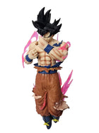 Figura Goku 23cm con Base