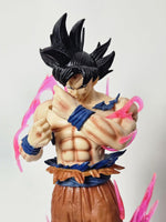 Figura Goku 23cm con Base