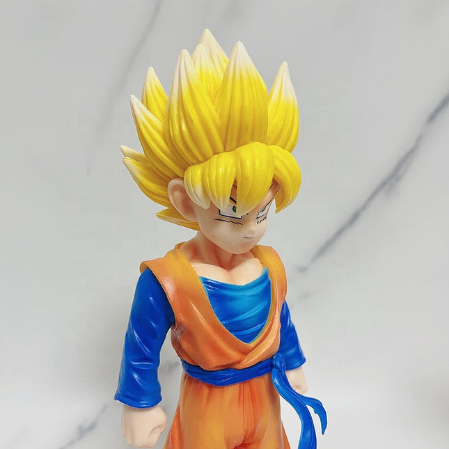 Figura Goku SSJ Dragon Ball 18cm