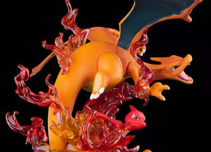 Figura Charizard Evolution 26cm