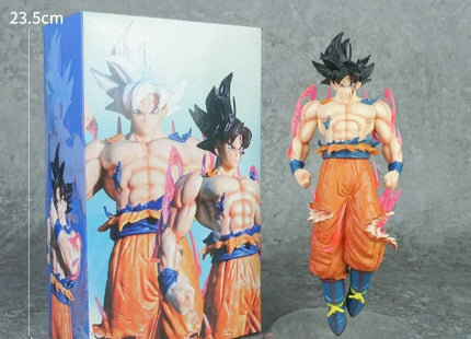 Figura Goku 23cm con Base