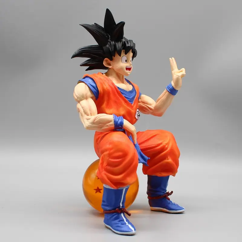 Figura Goku Sentado en Esfera de 4 Estrellas 22cm Aprox
