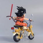Figura Goku Niño en Moto Dragon Ball 10cm Aprox