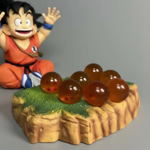 Figura Goku Niño con las 7 Esferas del Dragón Dragon Ball 10cm Aprox