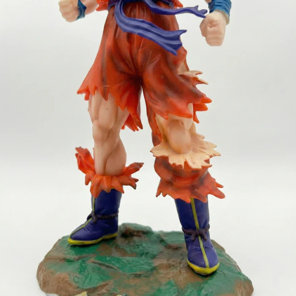 Figura Goku Super Saiyan 23cm Aprox | Gi Azul Batalla con Base