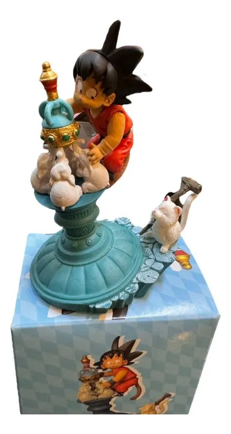 Figura Goku Niño Invocando a Shenlong Diorama 12cm Aprox